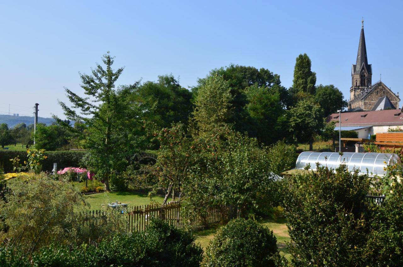 Dreiseitenhof Radebeul Buitenkant foto