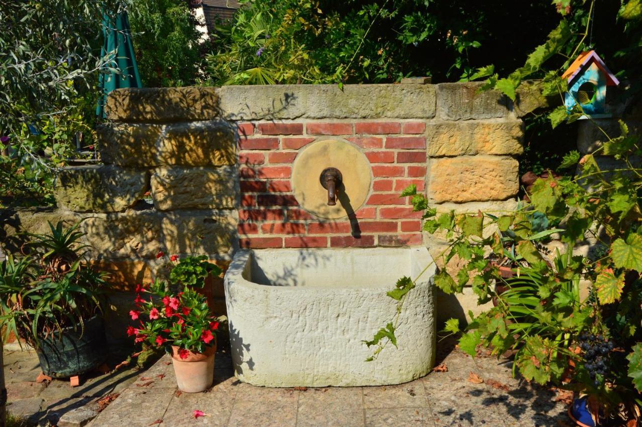 Dreiseitenhof Radebeul Buitenkant foto